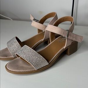 Elegant Beige Sandals with Rhinestone Detailing